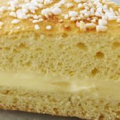 TARTE TROPEZIENNE-BROICHE WITH CUSTARD FILLING