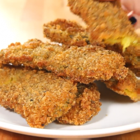 Crispy Fried Dill Pickles