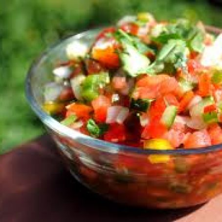 Pico de Gallo with Lemon Zest (Pico de gallo con limón amarillo)