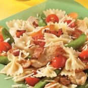 Chicken and Tomato Bow-Tie Stir-Fry