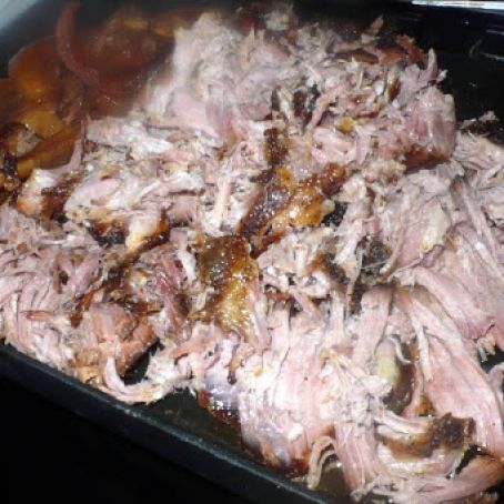 CROCKED PULLED PORK BUTT
