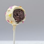 How To Make Cake Pops ….EASILY!!!