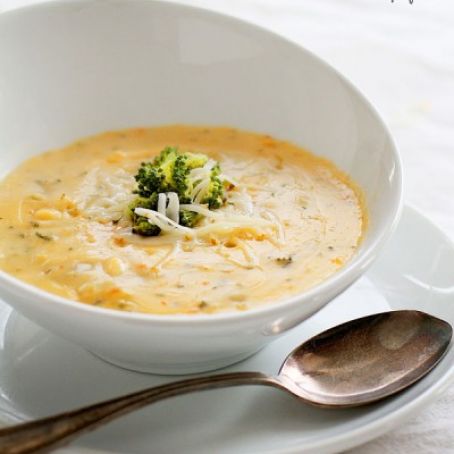 Roasted Broccoli Cheese Soup