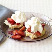 STRAWBERRY SHORTCAKE WITH STRAWBERRY SAUCE