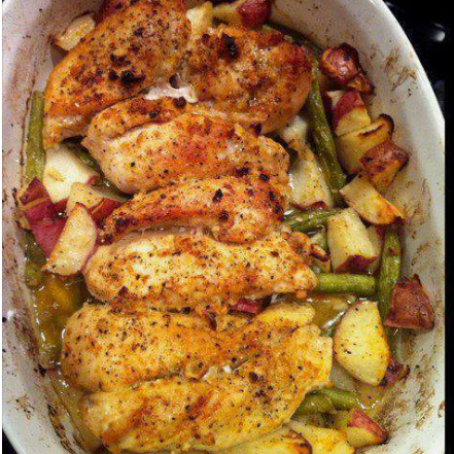 GARLIC & LEMON CHICKEN WITH RED POTATOES & GREEN BEANS