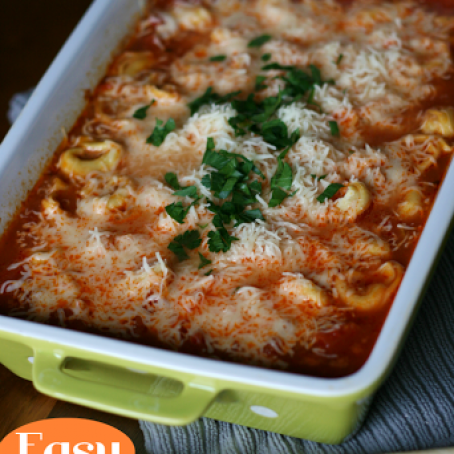 Cheesy Tortellini Pasta Bake