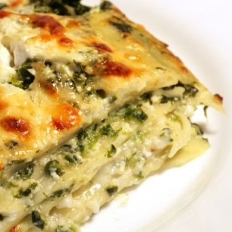 Spinach, Ricotta & Pesto Lasagna Recipe
