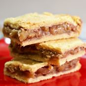 Caramel Apple Bars (From Mom)