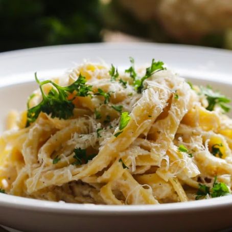 Cauliflower Alfredo (Caulifredo)