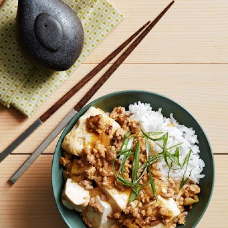 Pork and Tofu Stir-Fry With Scallions - WSJ