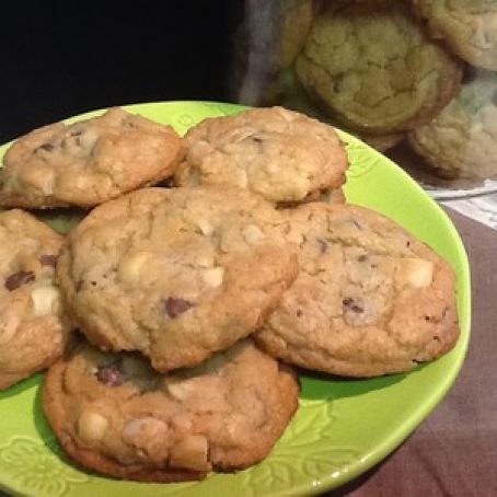 Paradise Island Cookies (Coconut, Macadamia Nuts, Chocolate Chips)