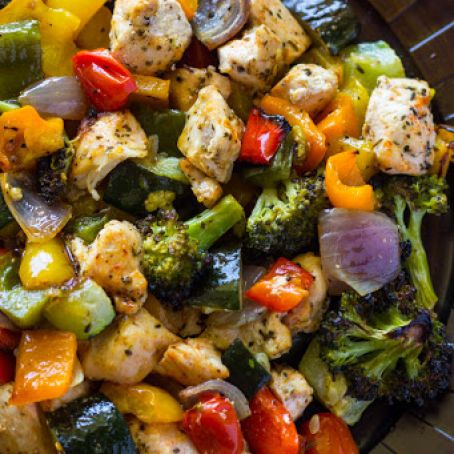 15 Minute Healthy Roasted Chicken and Veggies (One Pan)