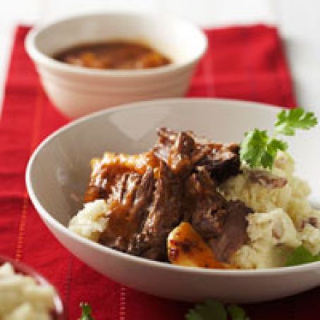 Pot Roast with Chipotle-Fruit Sauce
