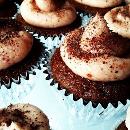 Salted Brown Sugar and Peach Cupcakes