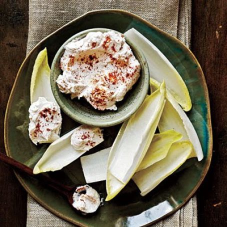 Endive Spears with Spicy Goat Cheese
