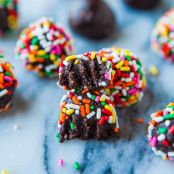 Healthy Fudgy Brownie Bites no-bake, vegan, gluten-free, grain-free, soy-free