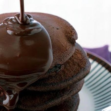 CHOCOLATE GRIDDLE CAKES