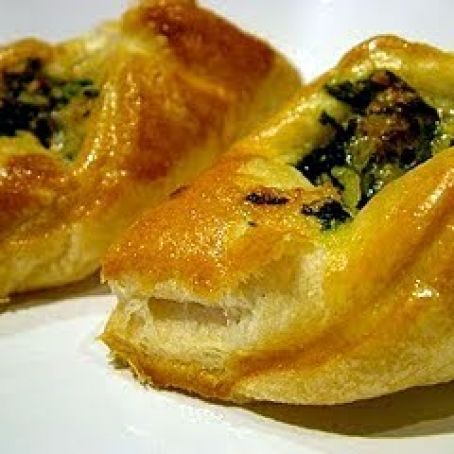 Spinach Diamond Puffs