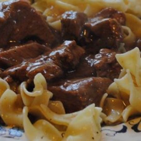 Beef tips with gravy