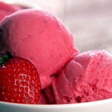Strawberry Frozen Yogurt