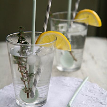 Vodka-Thyme Lemonade