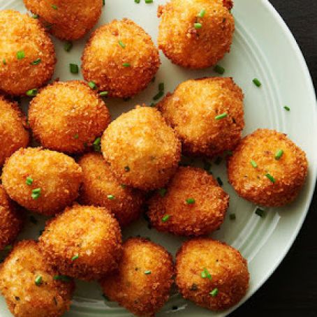 Loaded Cheesy Mashed Potato Balls