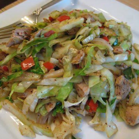 CHICKEN CABBAGE STIR FRY