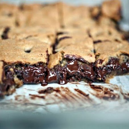 Chocolate Chip Toffee Bars