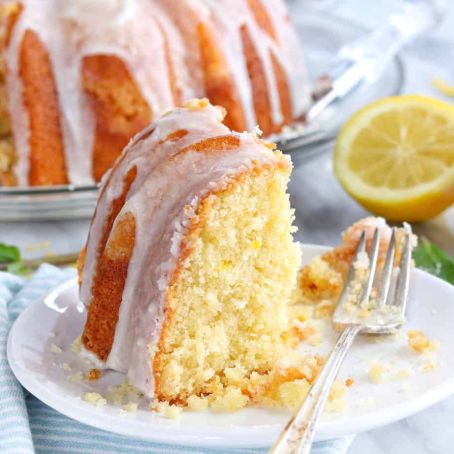Lemon Poundcake with Lemon Glaze