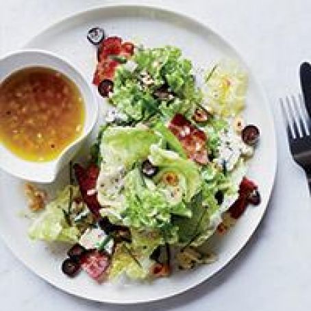 Harvest Salad with Gorgonzola, Bacon and Concord Grapes