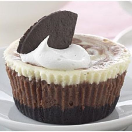 Black-Bottomed Nutella Swirl Mini Cheesecakes