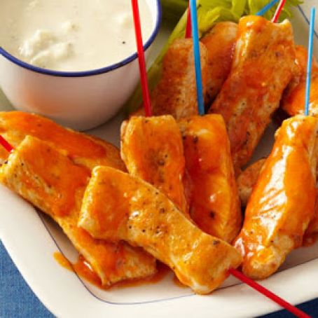 Buffalo Chicken Fingers w/ Blue Cheese Dip (DASH)