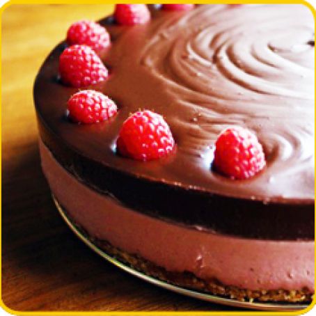 Cheesecake Creamy Raw With Chocolate Ganache