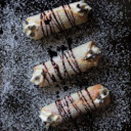 Cannoli with Creamy Ricotta
