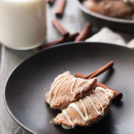 Fried Pumpkin Pie Cheesecake Hand Pies