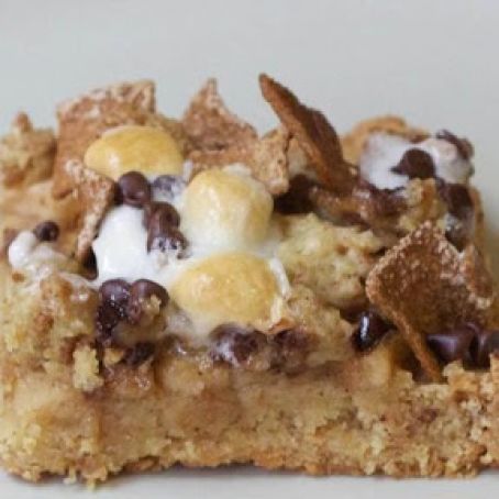 Salted Caramel Apple S’more Bars