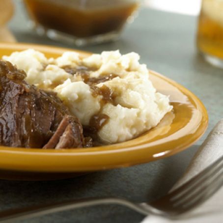 Slow Cooker Melt-In-Your-Mouth Short Ribs