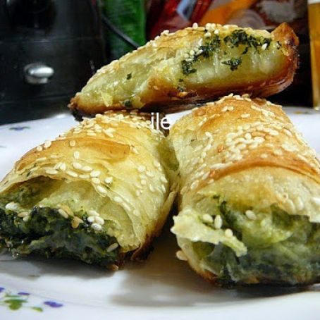 EMPANADILLA DE ESPINACA Y QUESO