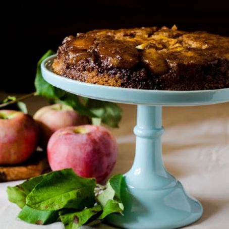 Caramel Apple Upside Down Cake