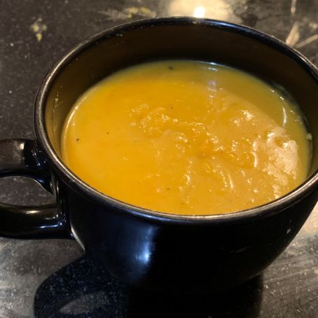 Roasted Butternut Squash & Apple Soup