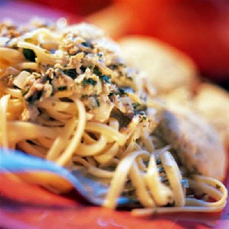 Linguine with White Clam Sauce