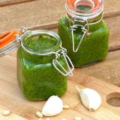 Simple Vegan Pesto