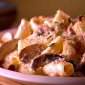 Rigatoni with Creamy Mushroom Sauce (Giada)