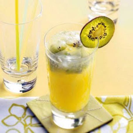 Sparkling Kiwi Lemonade