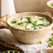 Springtime Chicken, Spinach and Sugar Snap Pea Soup