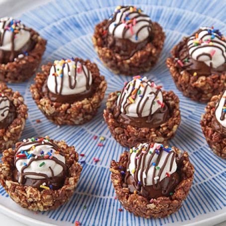 Mini Chocolate Pudding Pies