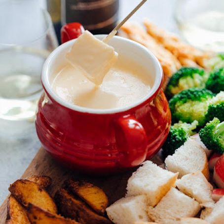 easy cheese fondue recipe with white wine