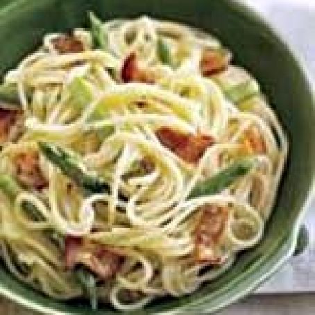 Asparagus carbonara