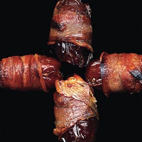 Pancetta Wrapped Dates Stuffed with Manchego Cheese and Mint (Bon Appetit)