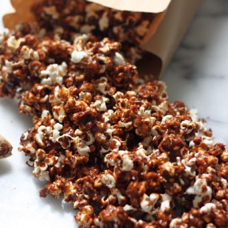 Whiskey Ginger Caramel Corn